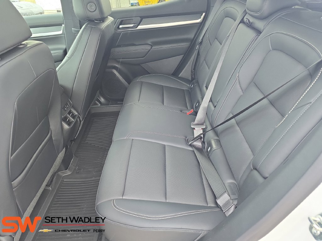 New 2027 GMC Terrain Elevation w/ Elevation Premium Package FWD image 15
