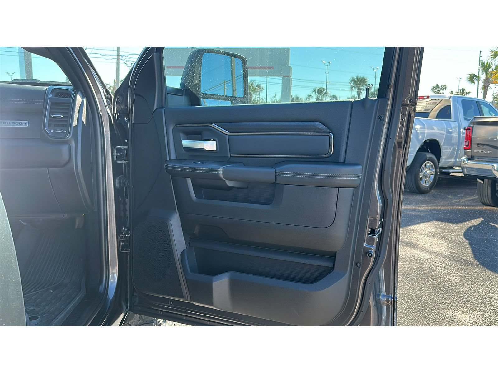 Used 2025 RAM 2500 Power Wagon AWD/4WD image 19