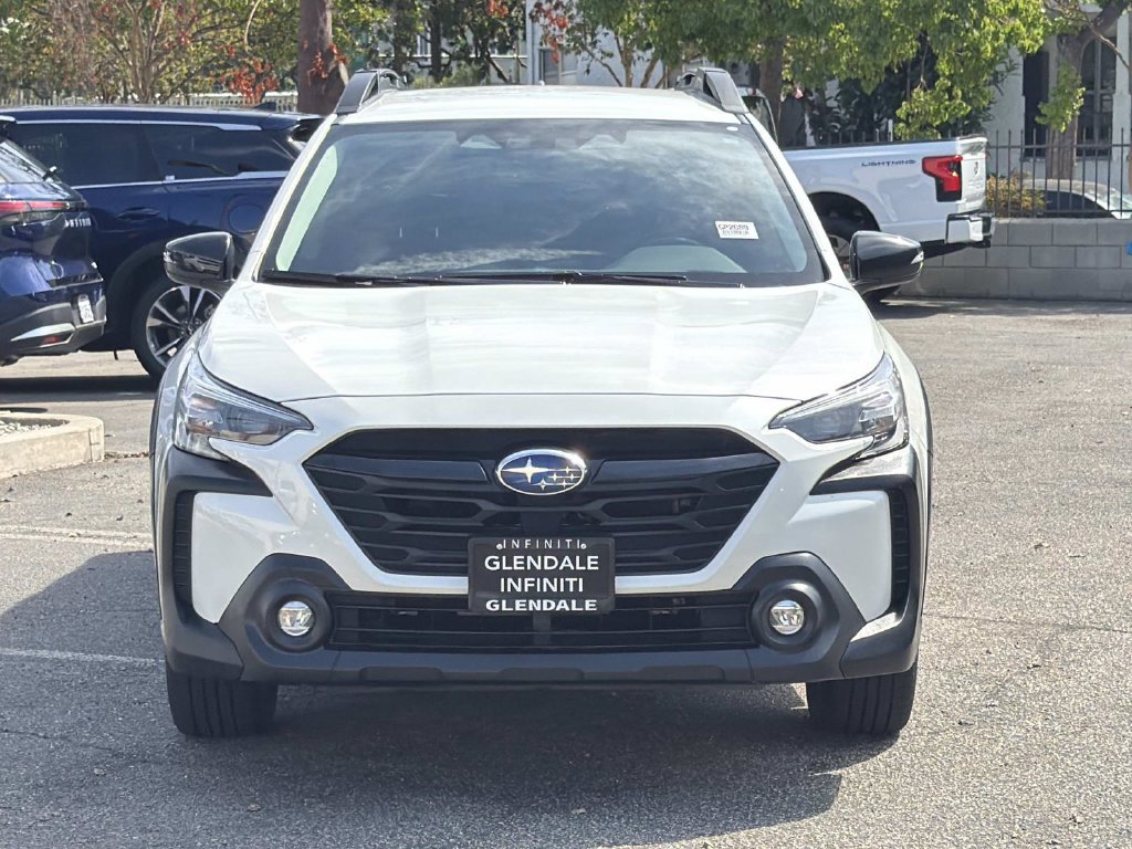 Used 2023 Subaru Outback Onyx Edition AWD/4WD image 3