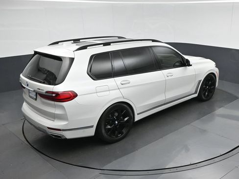 Used 2022 BMW X7 xDrive40i w/ Executive Package AWD/4WD image 80