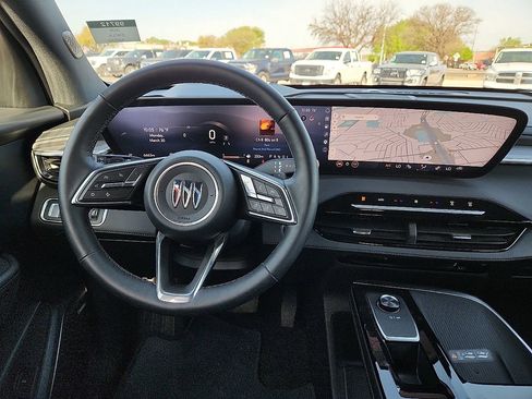 Used 2026 Buick Enclave Preferred image 6