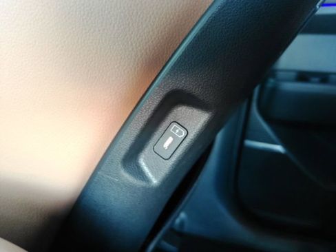 Used 2024 Hyundai Santa Fe Limited image 33