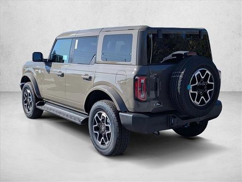 New 2025 Ford Bronco Outer Banks image 8