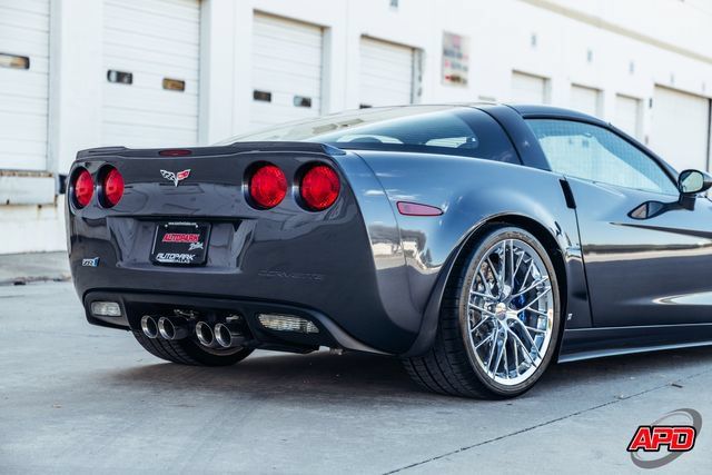 Used 2009 Chevrolet Corvette ZR1 w/ Preferred Equipment Group RWD image 45