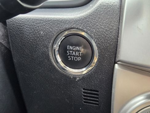 Used 2022 Toyota 4Runner Limited RWD image 20
