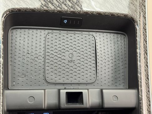 Used 2026 Genesis GV70 3.5T Sport Prestige image 33