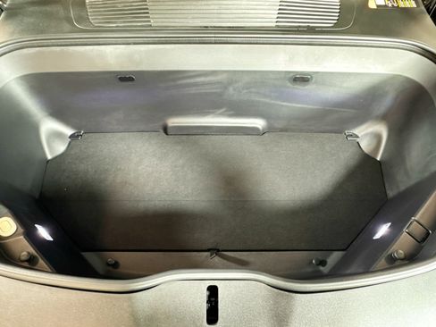 Used 2022 Rivian R1S Launch Edition image 28