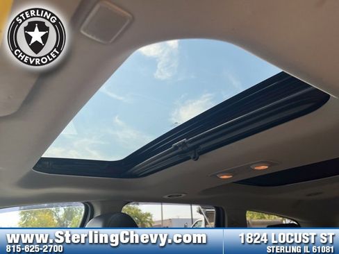 Used 2017 Chevrolet Traverse Premier image 20