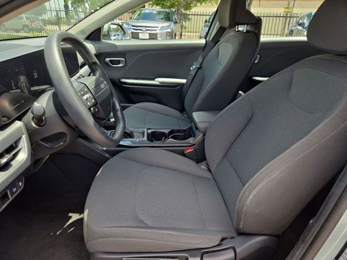 Used 2025 Kia K4 FWD image 24