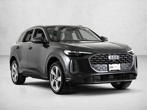 New 2025 Audi Q5 Premium Plus image 3
