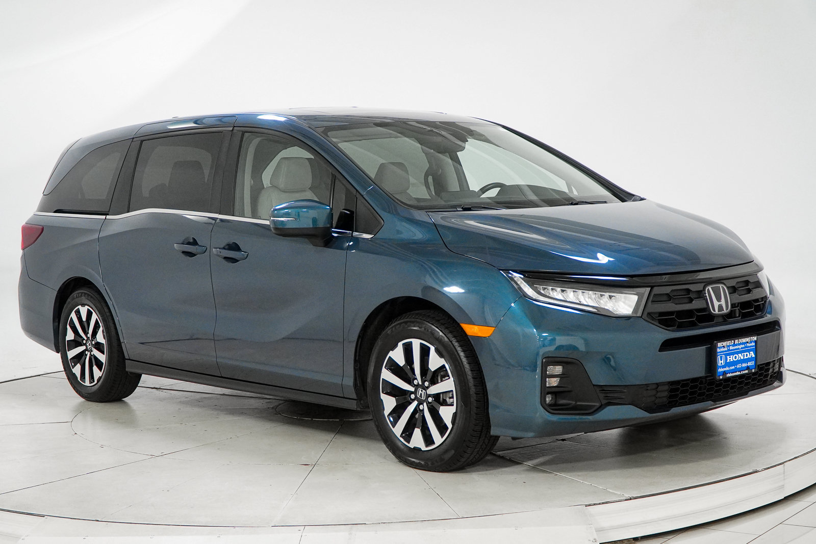 Used 2025 Honda Odyssey EX-L image 15