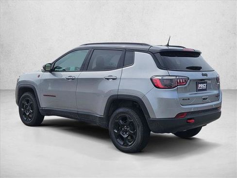 Used 2023 Jeep Compass Trailhawk AWD/4WD image 7
