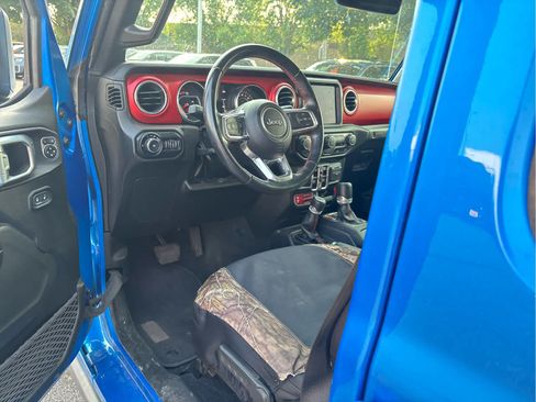 Used 2022 Jeep Wrangler Unlimited Rubicon AWD/4WD image 9