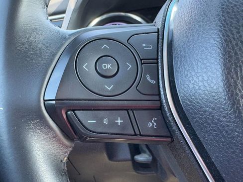 Used 2018 Toyota Camry SE image 18