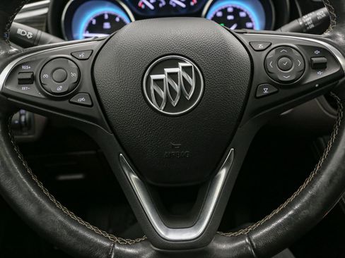 Used 2018 Buick Envision Essence image 32