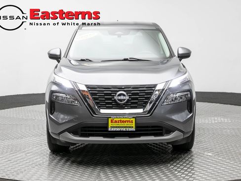 Used 2023 Nissan Rogue SV AWD/4WD image 2