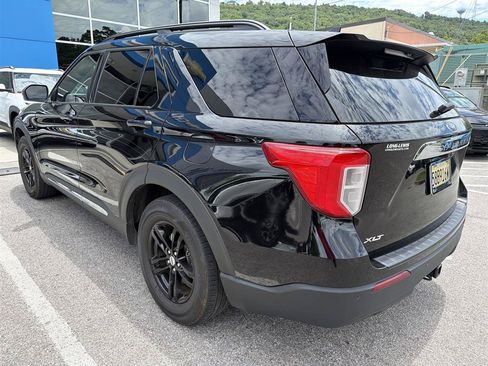 Used 2022 Ford Explorer XLT w/ Class IV Trailer Tow Package RWD image 3