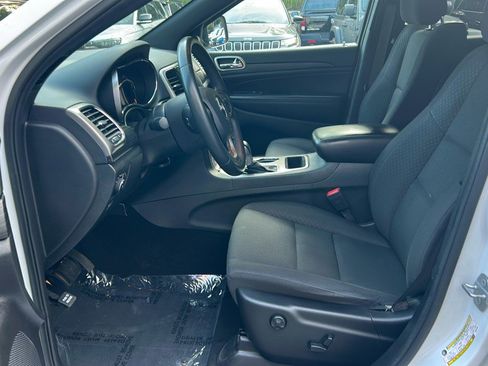 Used 2019 Jeep Grand Cherokee Laredo image 14