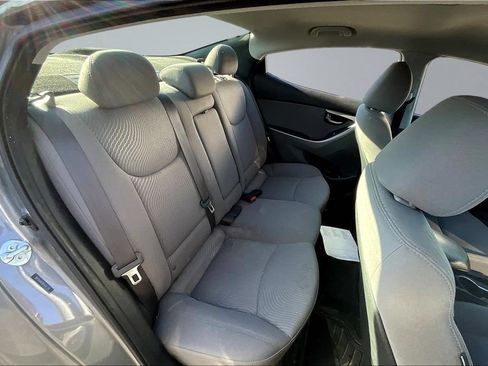 Used 2014 Hyundai Elantra SE w/ Option Group 02 FWD image 20