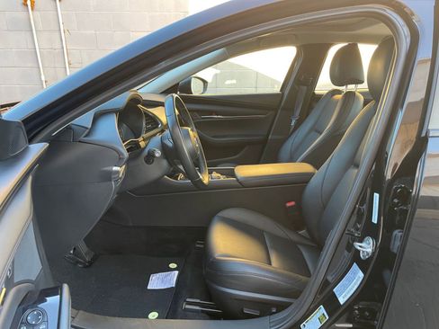 Used 2025 MAZDA MAZDA3 s image 25