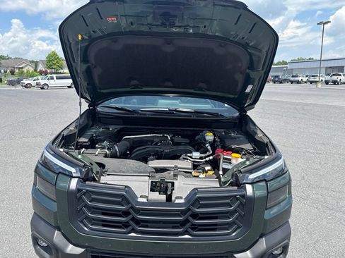 Certified 2026 Subaru Outback Premium AWD/4WD image 42