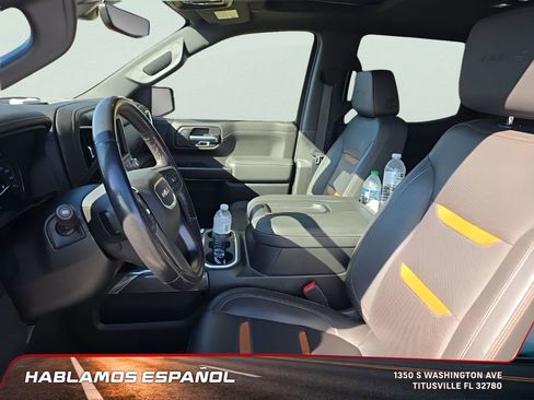 Used 2022 GMC Sierra 1500 AT4 w/ AT4 Premium Package image 13