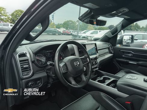 Used 2024 RAM 1500 Laramie AWD/4WD image 17