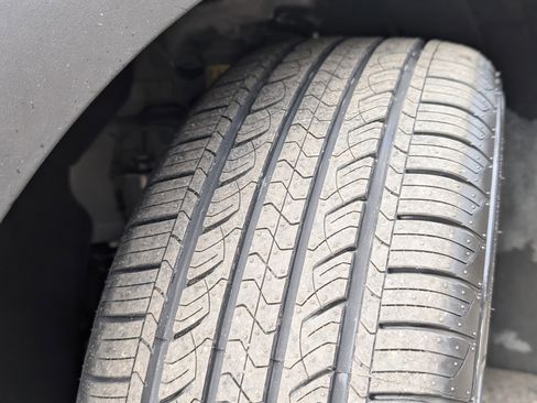 Used 2023 Chevrolet Bolt EUV LT w/ Convenience Package image 34