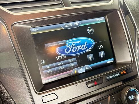 Used 2016 Ford Explorer XLT w/ Equipment Group 202A AWD/4WD image 14