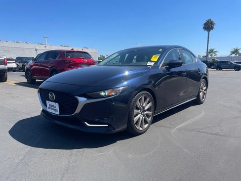 Used 2020 MAZDA MAZDA3 Sedan w/ Select Package FWD image 5