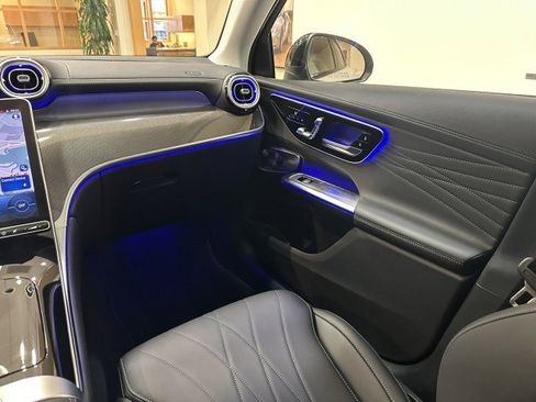 Certified 2025 Mercedes-Benz GLC 300 4MATIC image 10