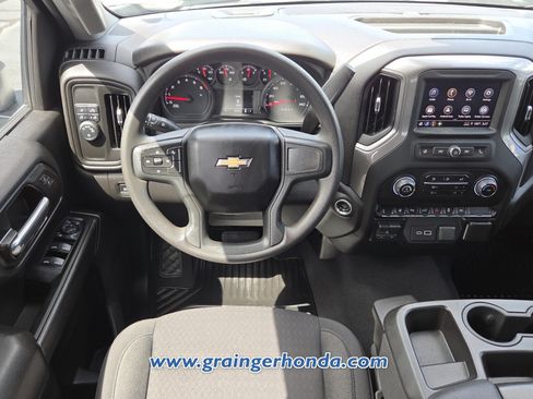 Used 2024 Chevrolet Silverado 2500 Custom w/ Custom Value Package RWD image 12