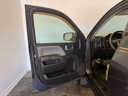 Used 2015 Chevrolet Silverado 1500 W/T image 7