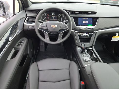 New 2025 Cadillac XT5 Premium Luxury w/ LPO, Floor Liner Package FWD image 19
