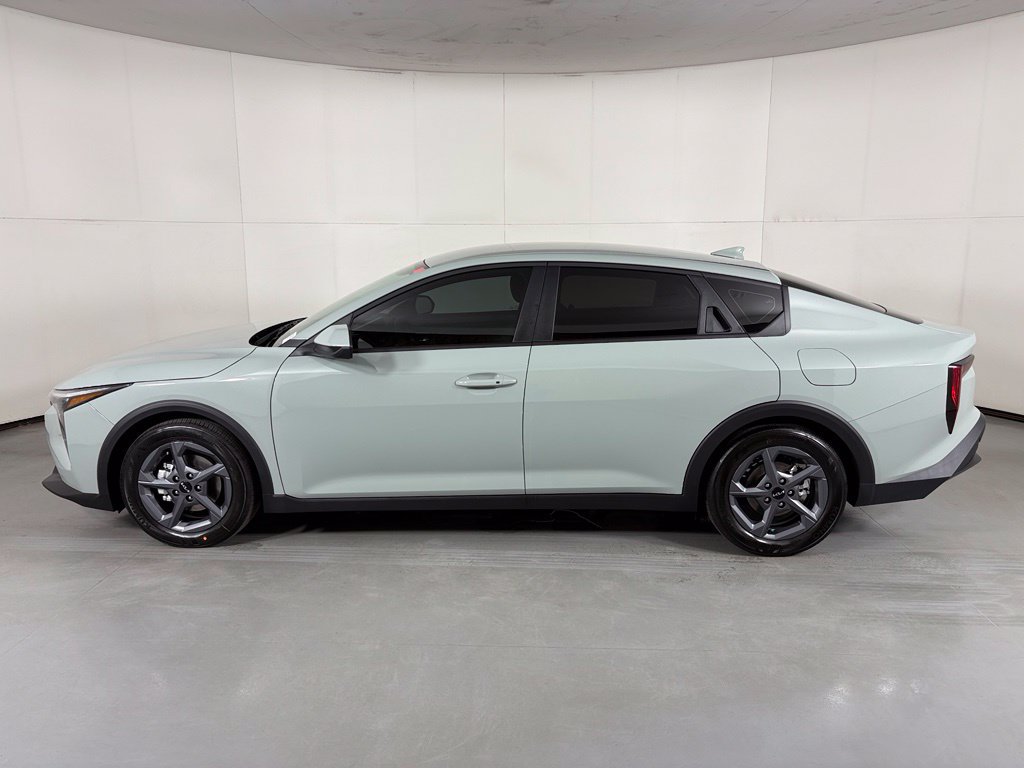 New 2026 Kia K4 FWD image 5