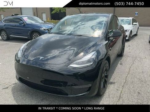 Used 2023 Tesla Model Y Long Range AWD/4WD image 1