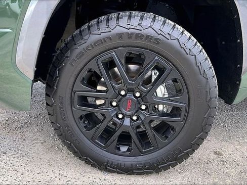 Used 2022 Toyota Tundra Limited image 8