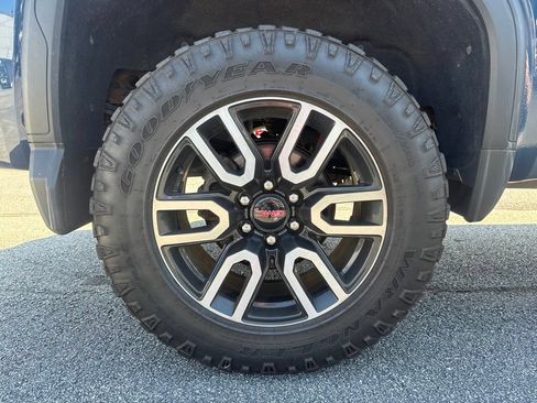 Used 2019 GMC Sierra 1500 AT4 w/ AT4 Premium Package AWD/4WD image 37