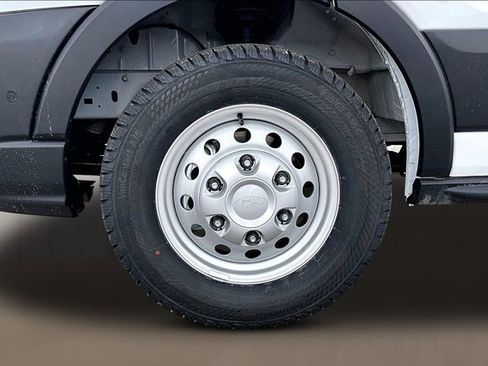 New 2026 Ford Transit 250 148 Medium Roof RWD image 8