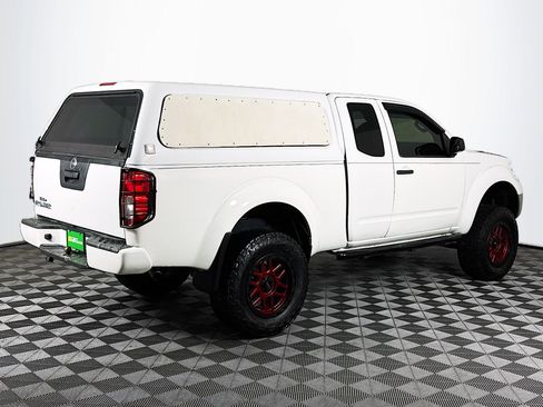 Used 2018 Nissan Frontier S image 10