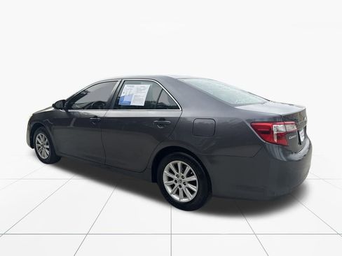 Used 2013 Toyota Camry L image 6