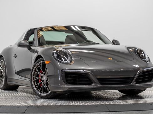 Used 2017 Porsche 911 Targa 4S image 24