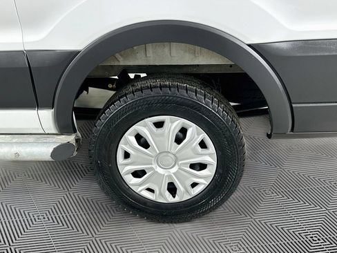 Used 2025 Ford Transit 250 Low Roof w/ Exterior Upgrade Package RWD image 27
