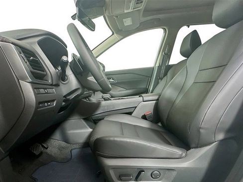 New 2026 Nissan Rogue SV w/ SV Premium Package image 10