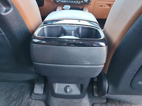 Certified 2024 Kia Telluride EX X-Line AWD/4WD image 16