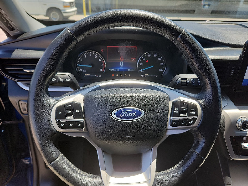 Used 2021 Ford Explorer XLT AWD/4WD image 15