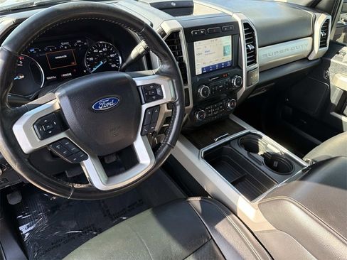 Used 2021 Ford F250 Lariat w/ Lariat Value Package image 8