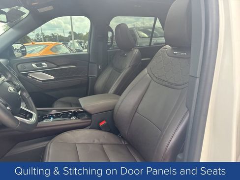Used 2025 Ford Explorer Platinum w/ Ultimate Package RWD image 9