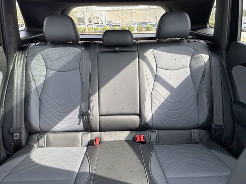 New 2026 Volkswagen Tiguan SE R-Line FWD image 28