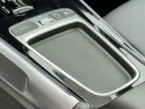 Certified 2026 Mercedes-Benz GLB 250 4MATIC image 35